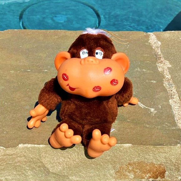 Vintage Russ Berrie Monkey SMOOCHER Valentine Stuffed Animal Plush 7"Hanging Toy - Picture 7 of 10